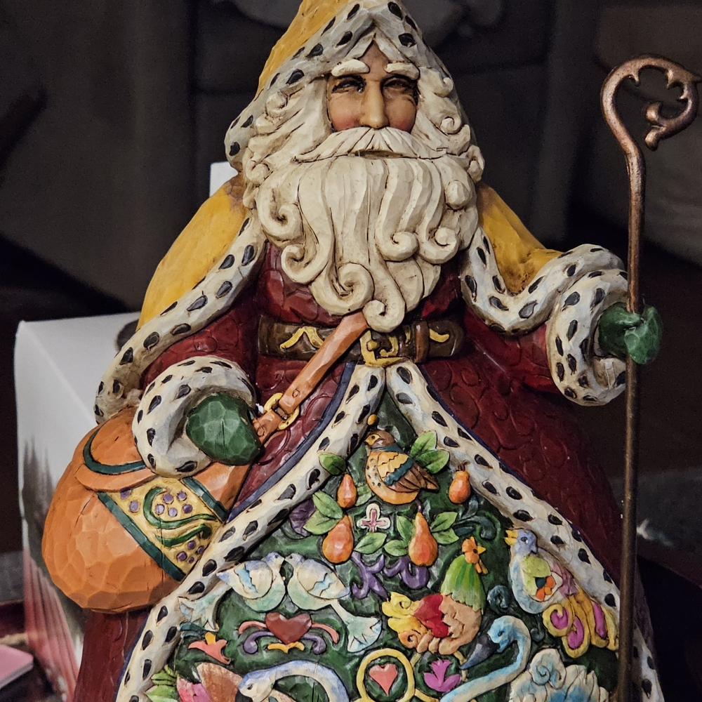 Jim Shore Santa Figurine with Red and Yellow Cloak